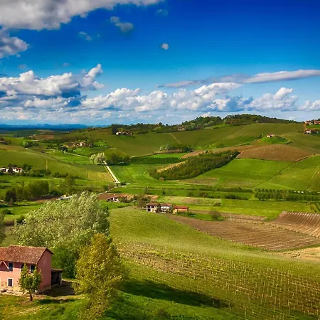 Small House Monferrato Daire *